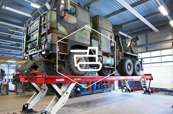 Stertil-Koni Heavy Duty Military Vehicle Platform Lift SKYLIFT